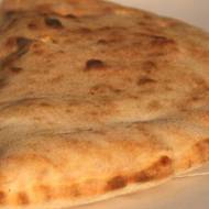 Przepis na… – Calzone, pizzę z farszem