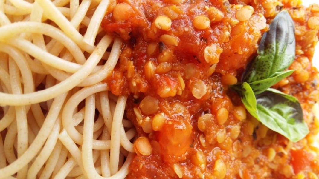 Wegańskie spaghetti po bolońsku