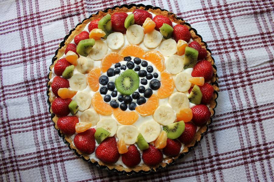 Tarta z owocami i mascarpone
