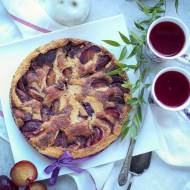 Pflaumenkuchen – niemiecki placek drożdżowy ze śliwkami