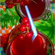 Syrop (sok) z czerwonych porzeczek - idealny do przygotowania napoju na upały