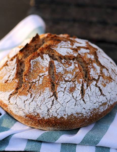 Łatwy chleb pszenny z gara (na zakwasie)…