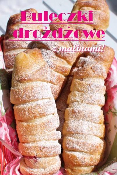 Drożdżówki z malinami i cukrem pudrem!