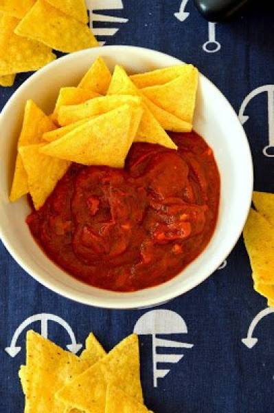 Pikantna salsa do nachosów