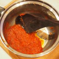 Podstawowy piekielny sos pomidorowy z naga bhut jolokia (ghost pepper)