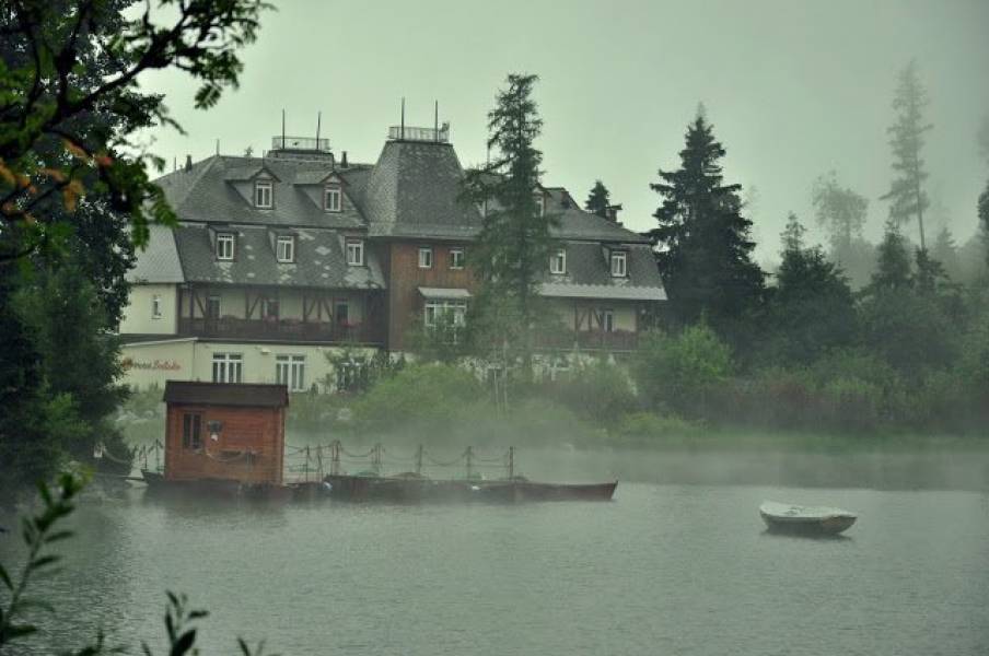 Strbske Pleso (Jezioro Szczyrbskie, Tatry Wysokie, Słowacja)