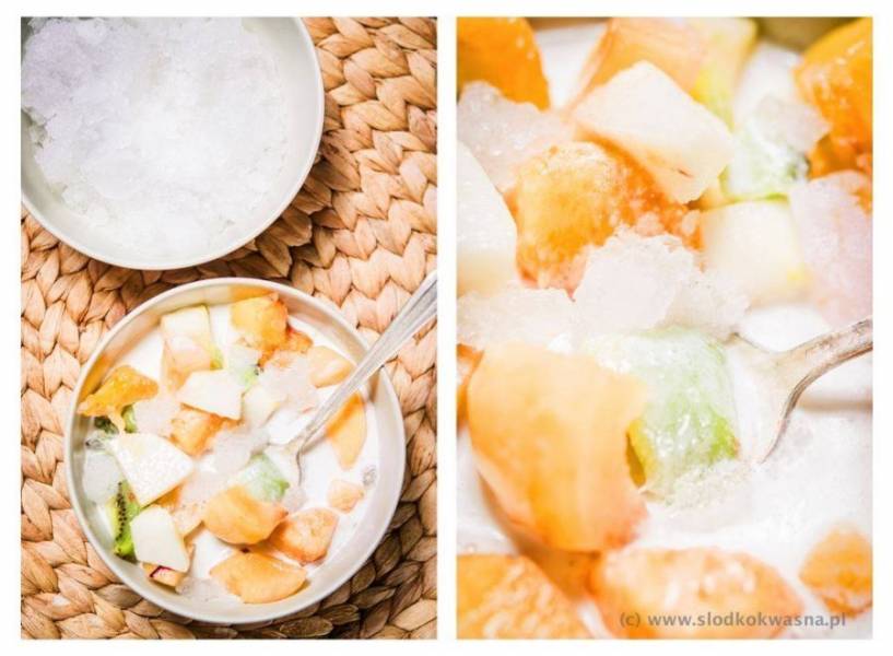 Owoce w mleku kokosowym z lodem (hoa qua dam)