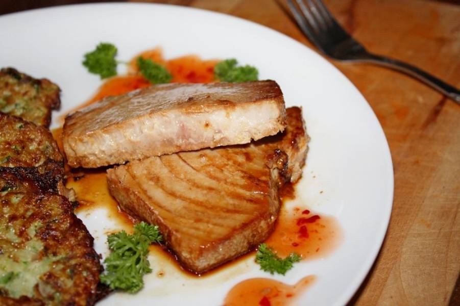 Steak z tuńczyka – proste, szybkie