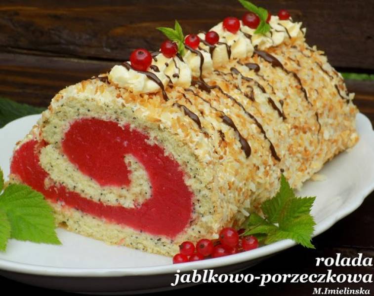 rolada jabłkowo-porzeczkowa w kokosie