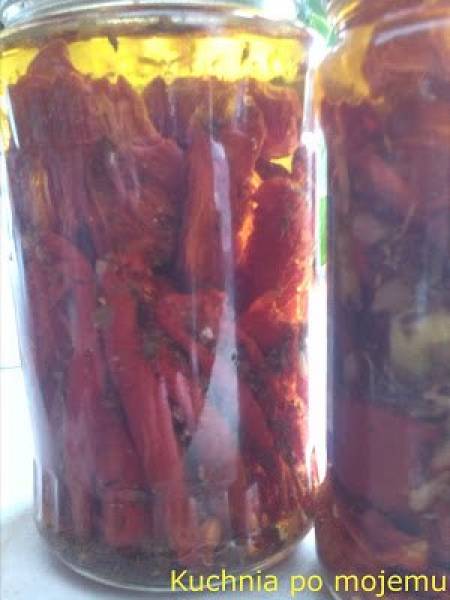 Pomidory suszone - przepis na aromatyczny przysmak z domowej spiżarni. Po prostu łał!