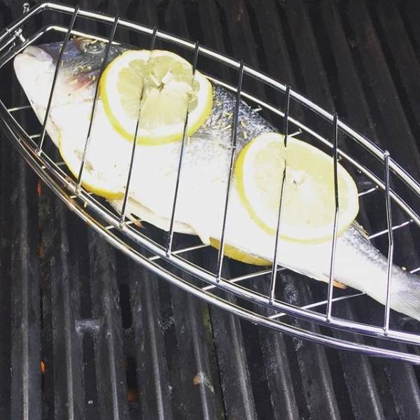 Nadziewana ryba  – proste i eleganckie danie z grilla