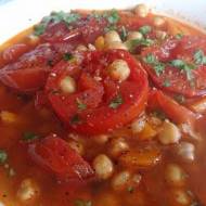 zupa z cieciorki i świeżych pomidorów