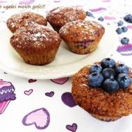 Muffinki pełnoziarniste na serku wiejskim z borówkami i cynamonem (Zdrowe słodycze #2)