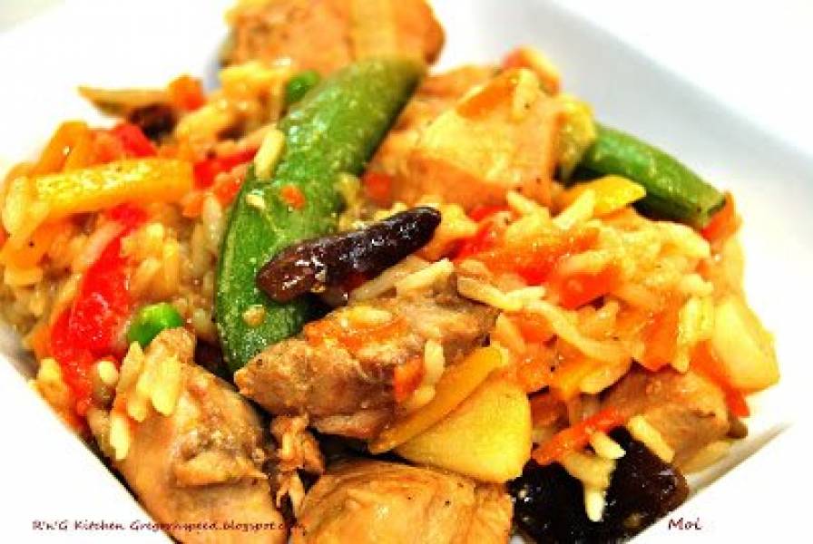 Pieprzny kurczak z ryżem i warzywami