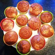 Muffinki pełnoziarniste z gruszką i cynamonem