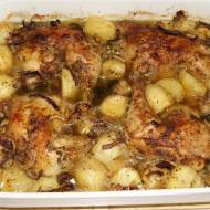 Udka kurczaka zapiekane z ziemniakami
