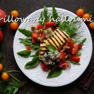 Grillowany ser halloumi z warzywami