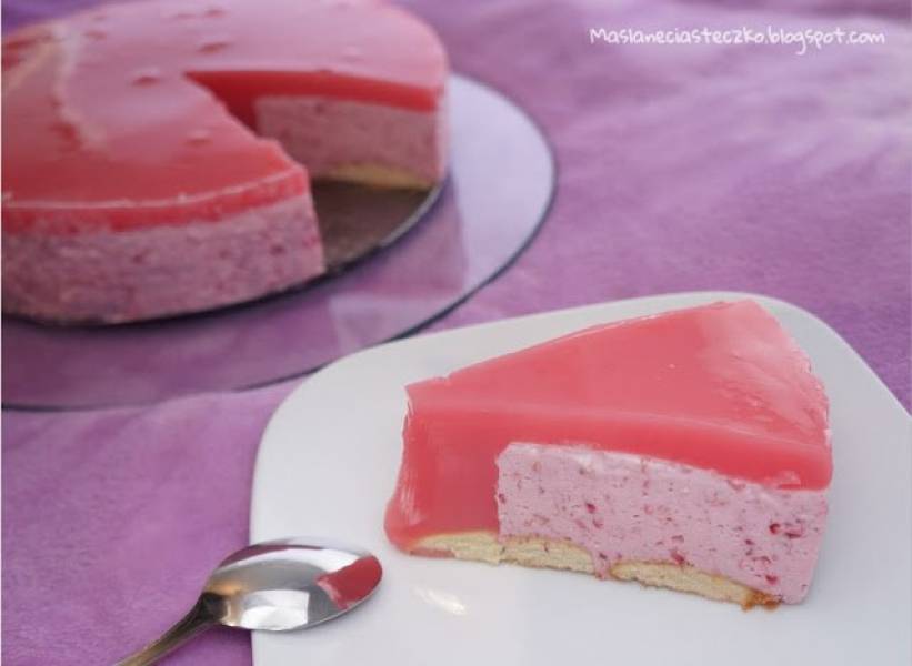 Pastelowy torcik. Serniczek na zimno z malinami