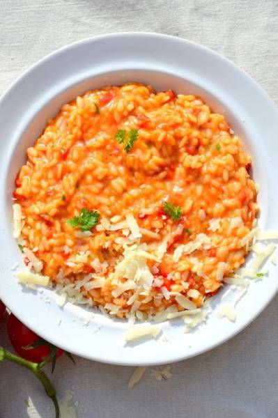 Pomidorowe risotto z papryką