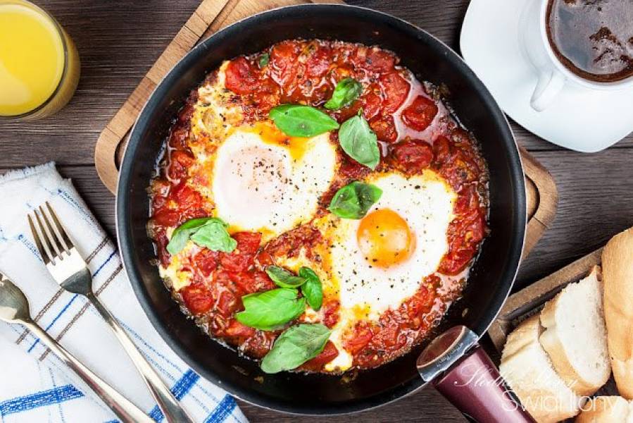 Najlepsze Śniadanie SZAKSZUKA (SHAKSHOUKA) Jajka w Pomidorach