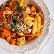 Makaron z dynią i kurczakiem w sosie z palonego masła / Brown butter pumpkin and chicken pasta