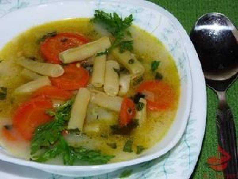 Zupa jarzynowa z fasolki szparagowej