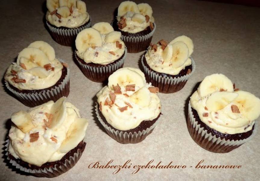 Muffinki czekoladowo-bananowe według Nigelli (przepis zmodyfikowany)