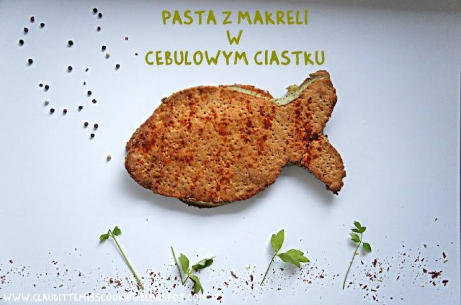 PASTA Z MAKRELI W CEBULOWYM CIEŚCIE