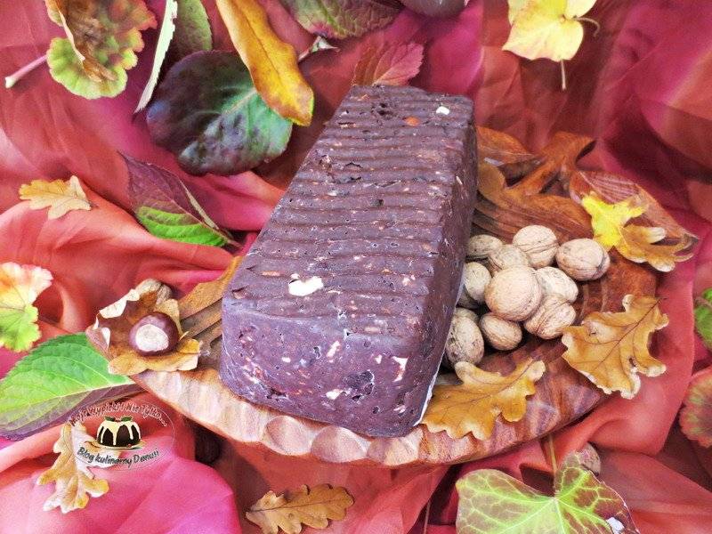 Blok czekoladowo bakaliowy