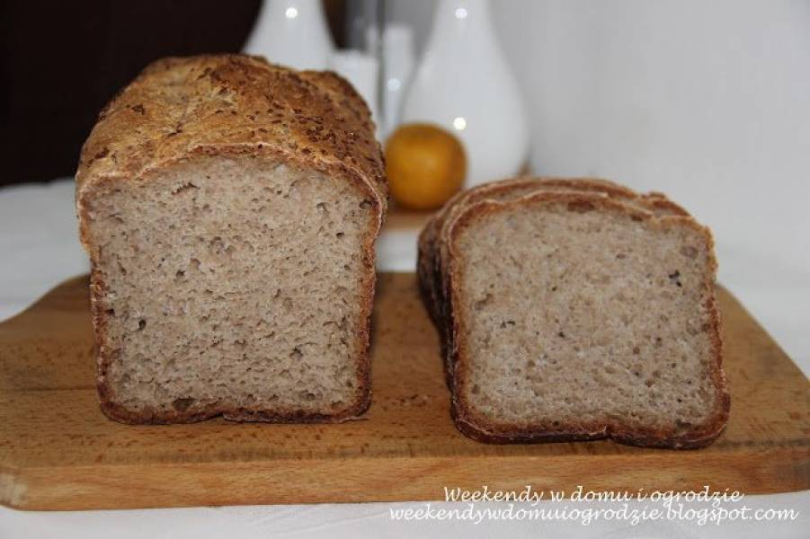 Jak przygotować zakwas chlebowy dla znajomych?