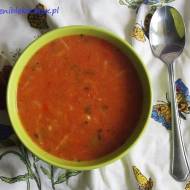 Zupa pomidorowa z pęczakiem