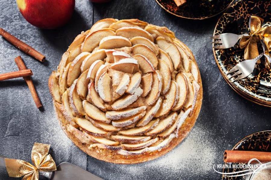 Placek owsiano - jabłkowy 'Róża' (bez glutenu)