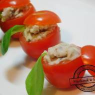 Przekąska z pomidorków i anchois