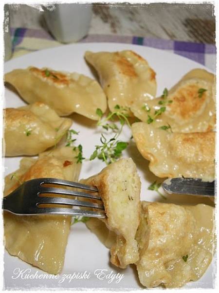 Pierogi z ziemniakami i bryndzą