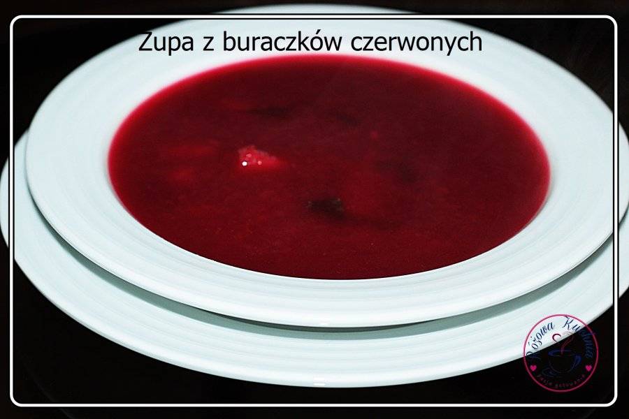 Zupa  z czerwonych buraczków