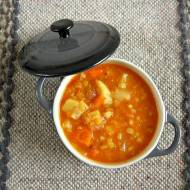 Wegetariańska zupa z soczewicą - łatwa i smaczna
