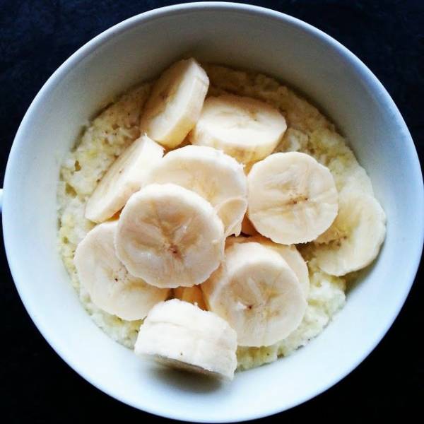 Kokosowy pudding jaglany z bananem i czekoladą