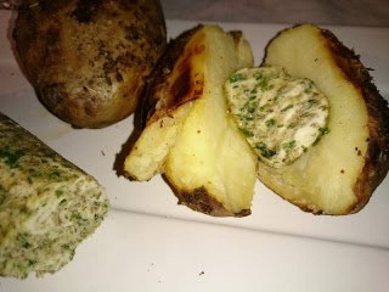 pieczone ziołowe ziemniaki