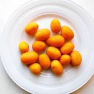 Owoce Kumquat mini owoce o smaku pomarańczy i cytryn.