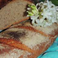 Chleb pszenno - orkiszowy z płatkami żytnimi i owsianymi