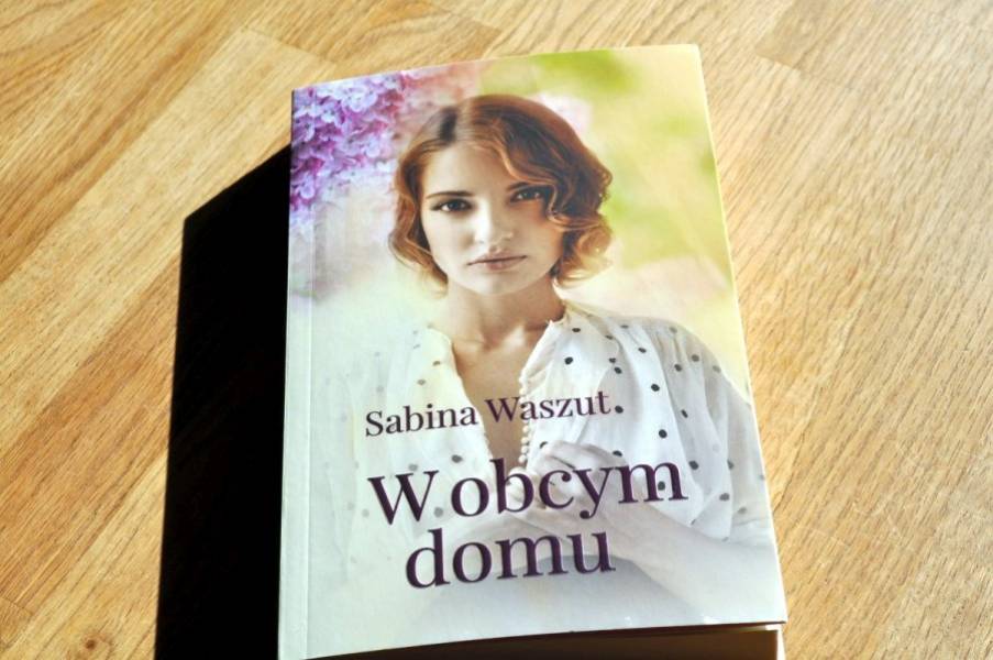 W obcym domu – Sabina Waszut