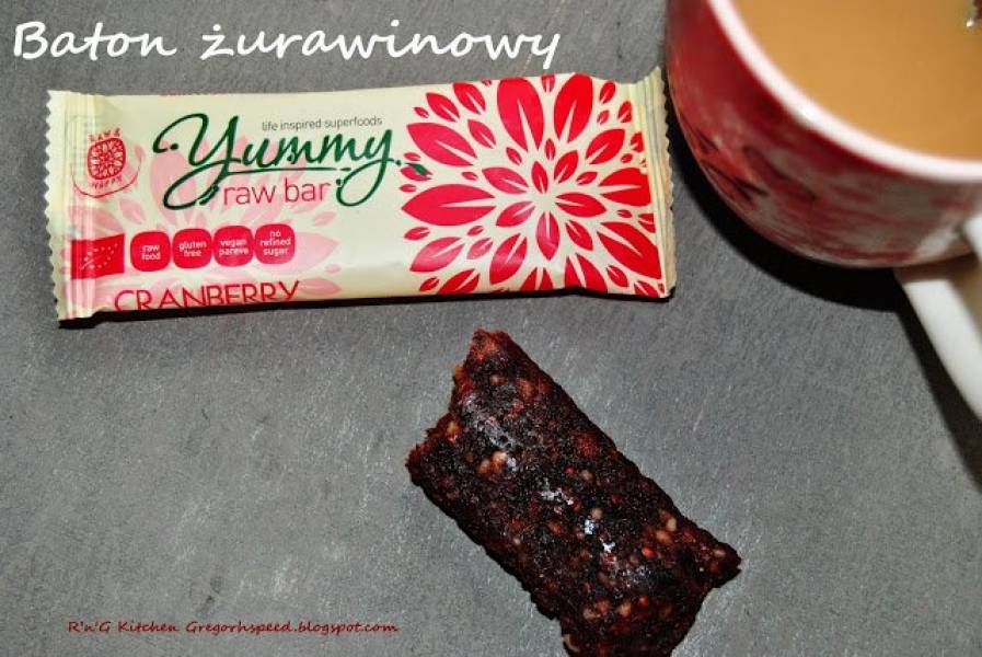 Baton żurawinowy Yummy od Raw And Happy