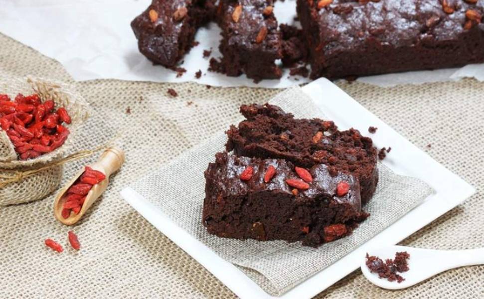 Brownie z owocami goi