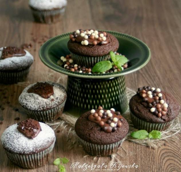 Muffiny czekoladowe z...czekoladą