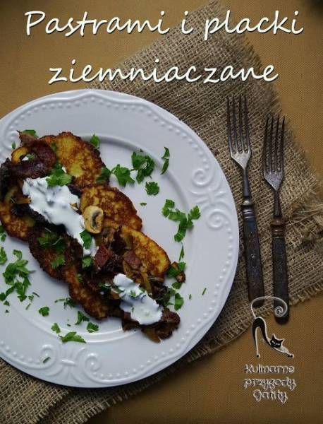 Placki ziemniaczane z pastrami