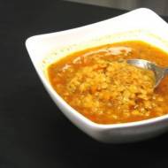 Pikantna zupa z soczewicą