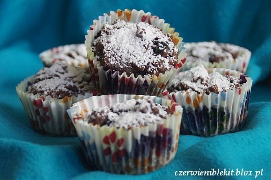 Kakaowe muffiny z ricottą i borówkami