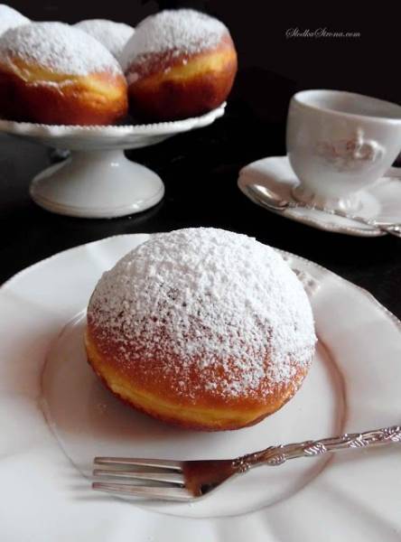 Domowe Pączki z Budyniem
