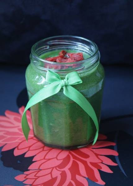 Koktajl ze szpinaku,spiruliny,banana,grejpfruta-na zdrowie, na oczyszczenie