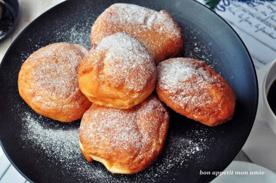 Pączki z marmoladą